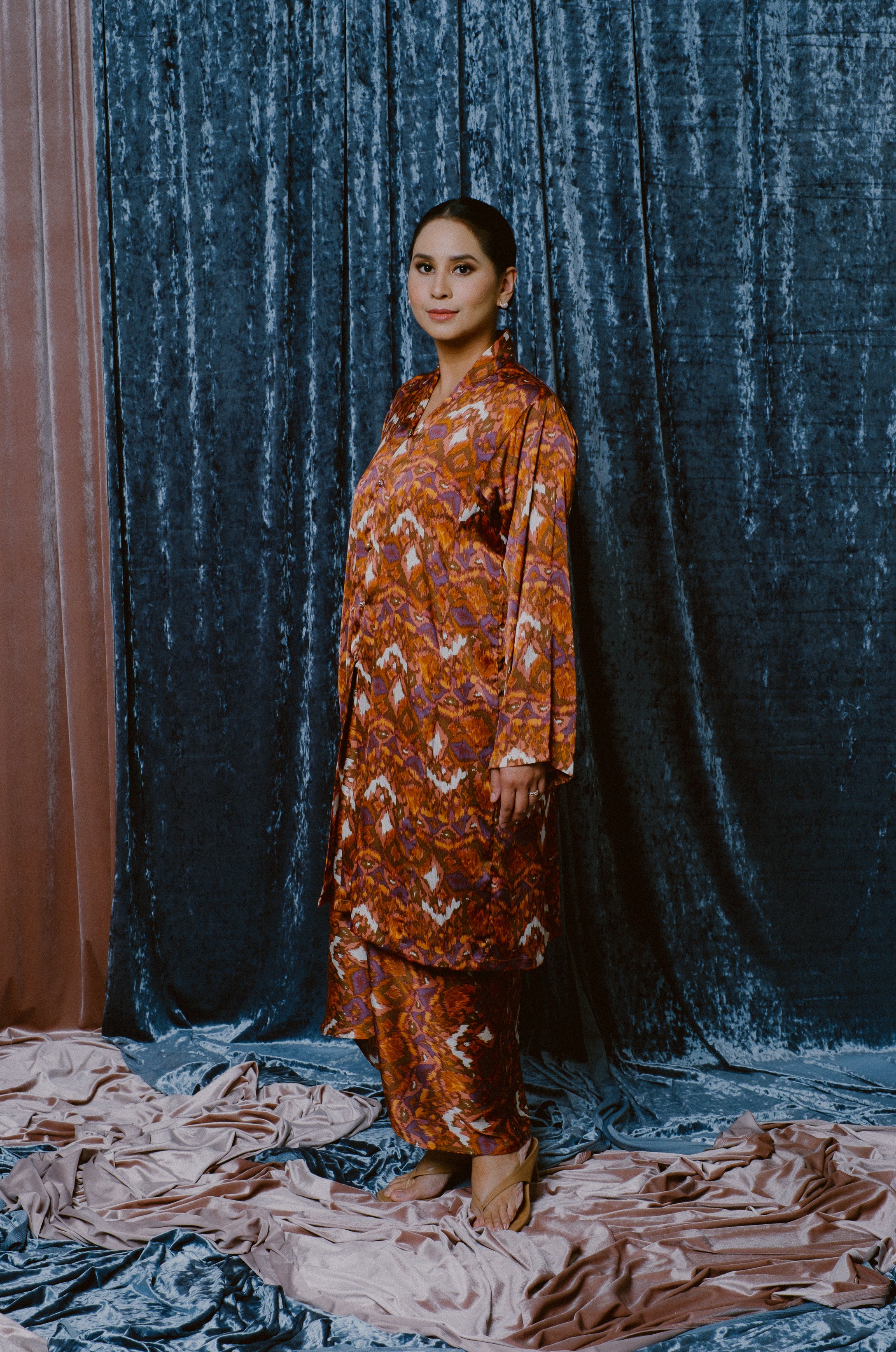 Lembayung Kebarung Set - Printed Red