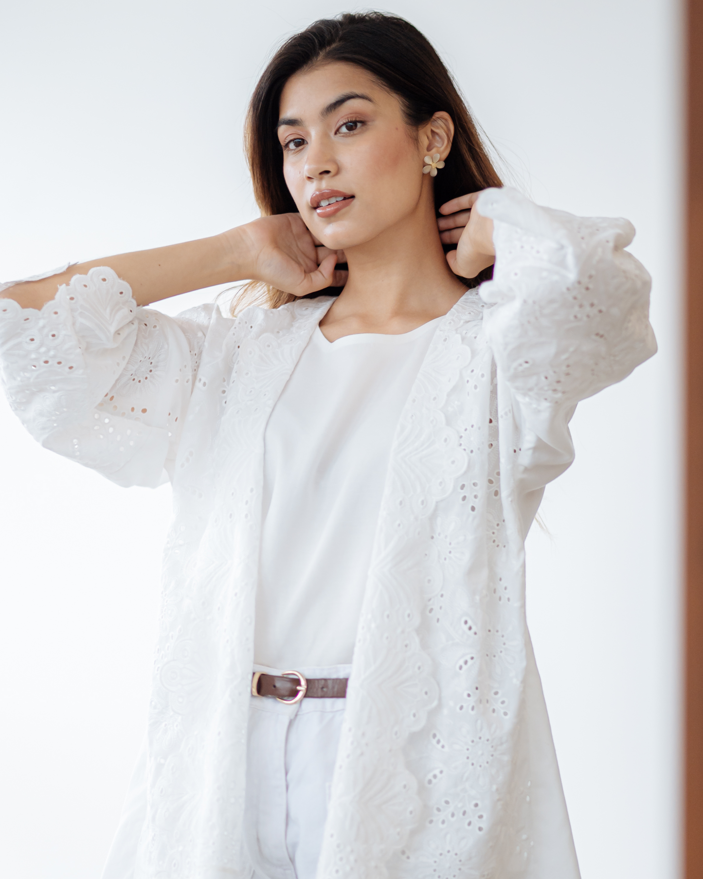 SANTAI IN EYELET LACE