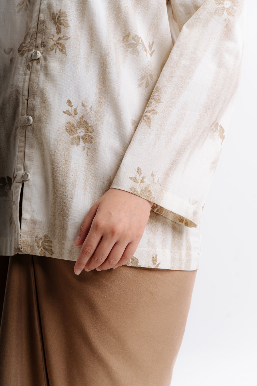 Lembayung Kurung Cekak Musang TOP - Printed Brown