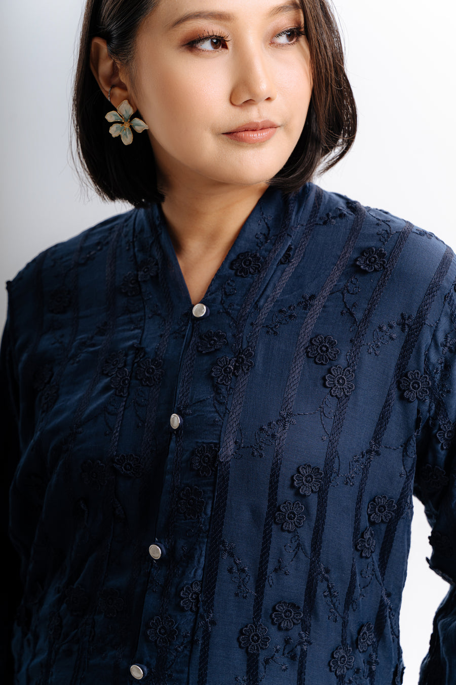 Lembayung Kebaya Labuh TOP - Blue
