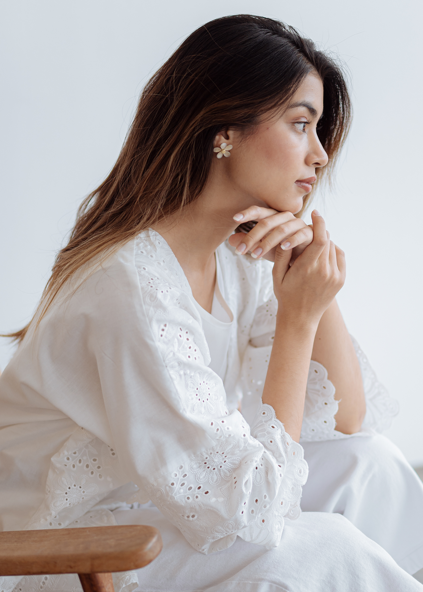 SANTAI IN EYELET LACE